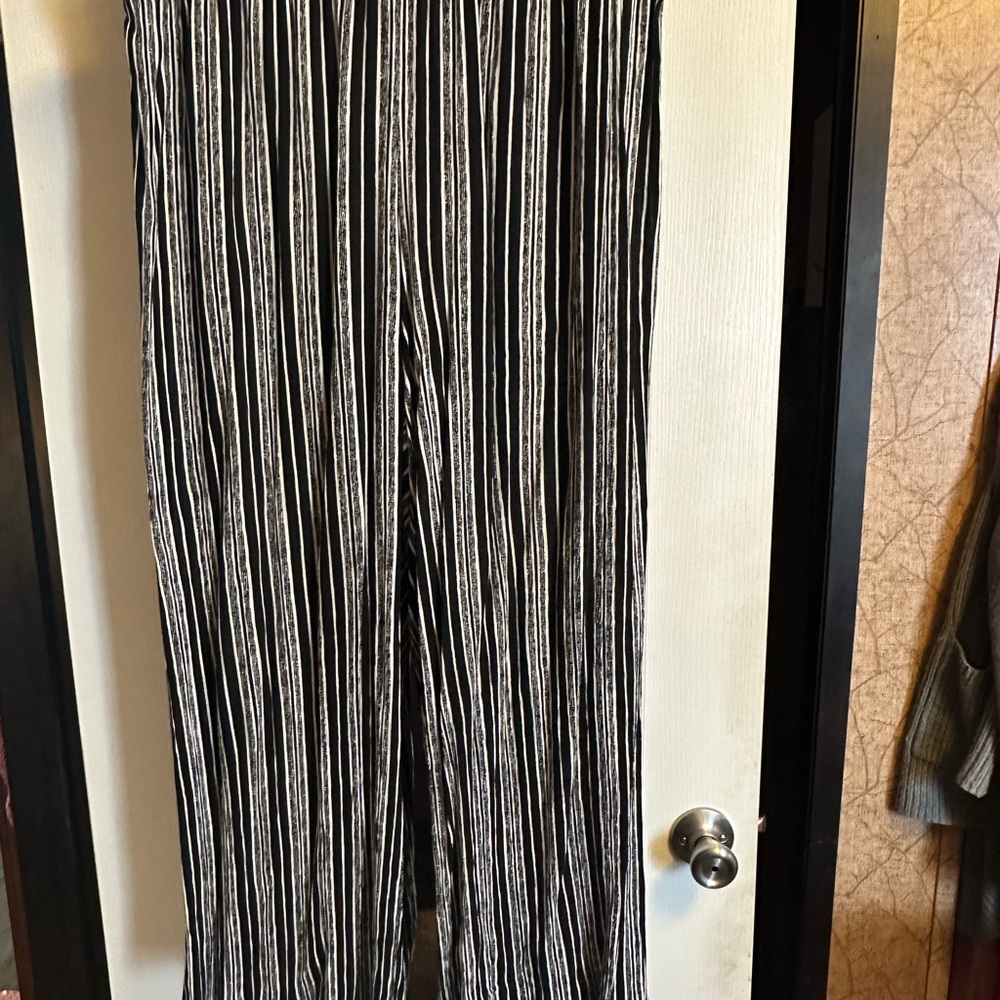 APT.9 Black and White Striped Pants